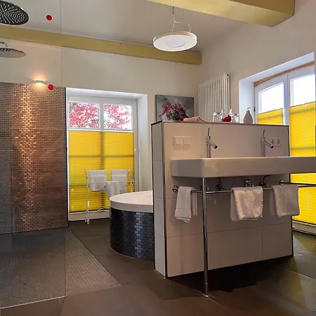 Nachtquartier Burg Flamersheim Otel *