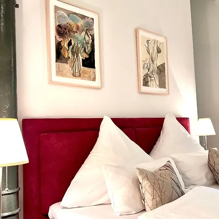 Nachtquartier Burg Flamersheim Otel