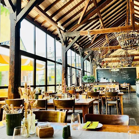 Nachtquartier Burg Flamersheim * Euskirchen