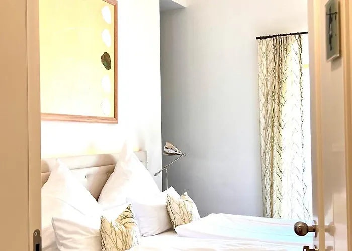 Nachtquartier Burg Flamersheim * Euskirchen