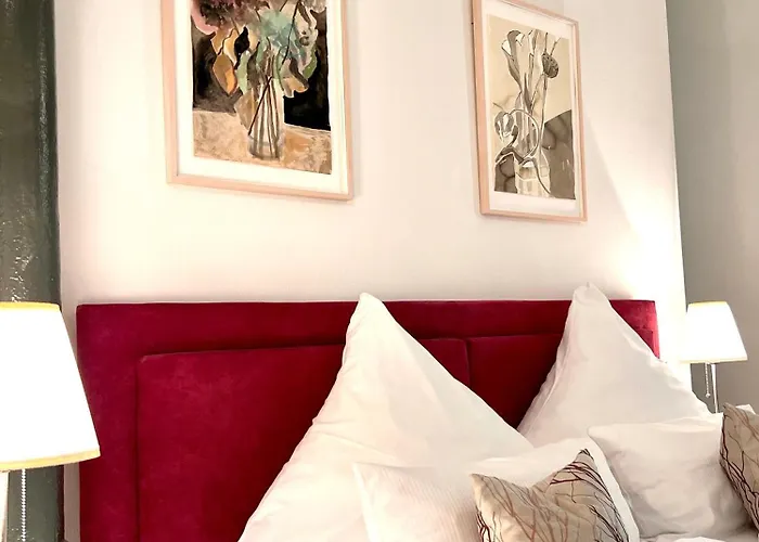 Nachtquartier Burg Flamersheim Hotell