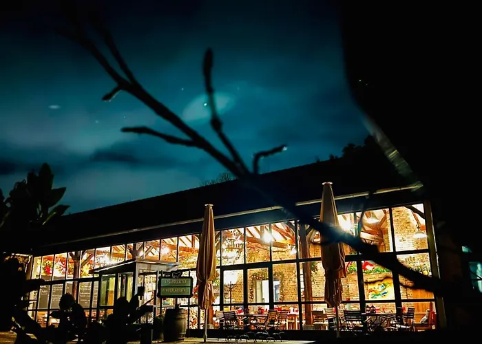 Hotel Nachtquartier Burg Flamersheim Euskirchen